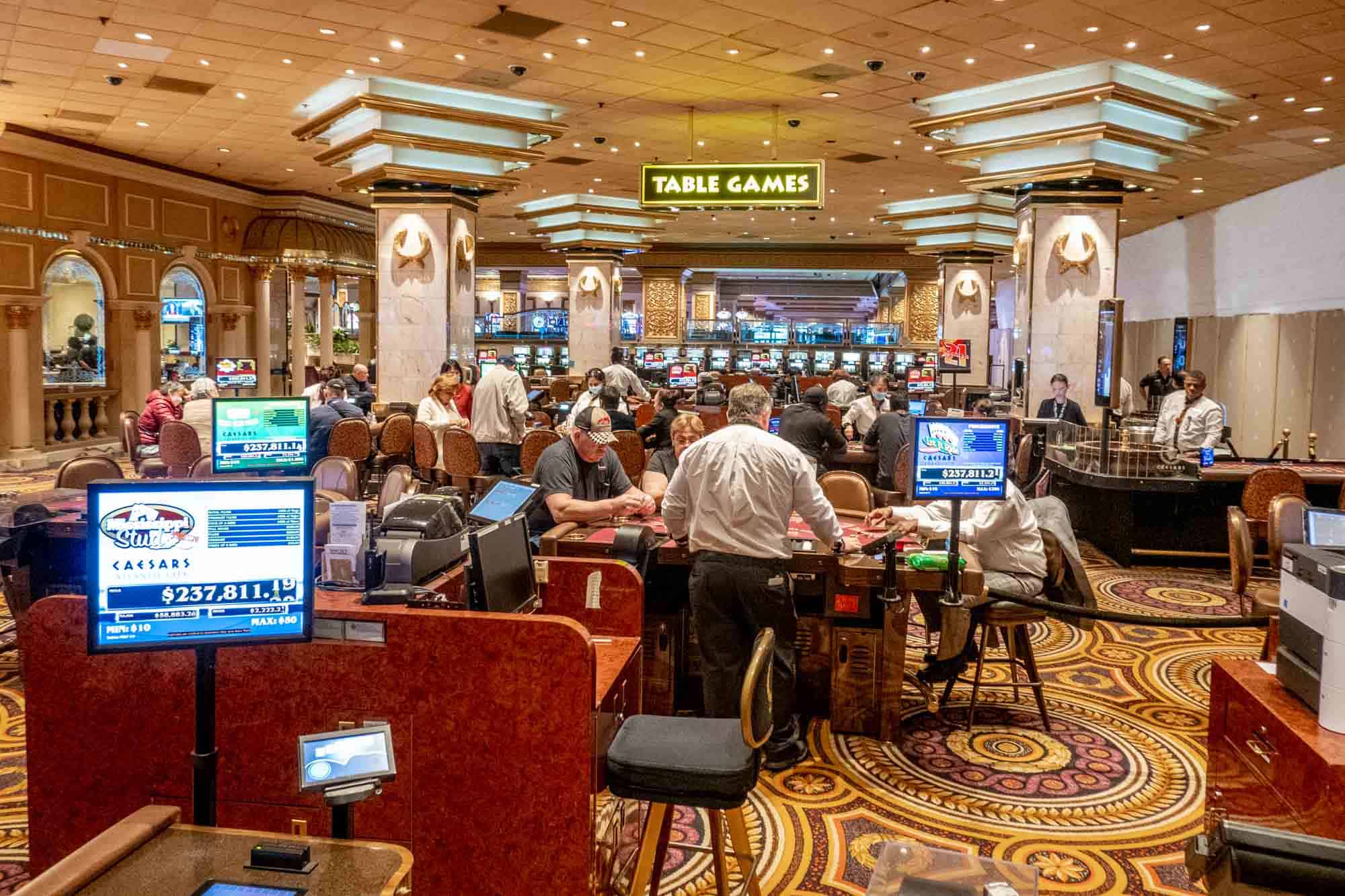 Mobil Slot Makinelerinde Kazanma İpuçları: Stratejiler ve Teknikler